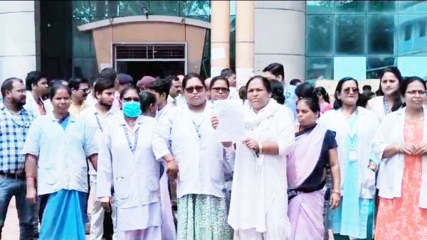 सुपेला अस्पताल में तोडफ़ोड़-मारपीट के विरोध में डॉक्टर स्टॉफ सहित पहुंचे थाना, 3 हिरासत में