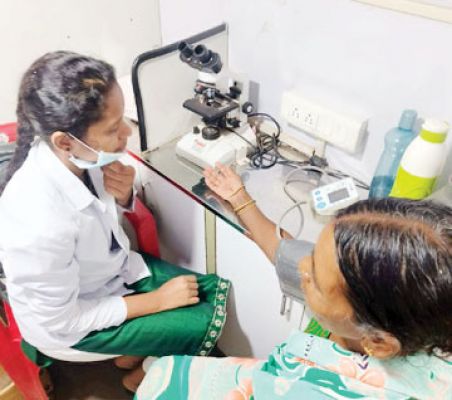 सफाई मित्र सुरक्षा शिविर स्वच्छता दीदी-सफाई कामगारों की स्वास्थ्य जांच