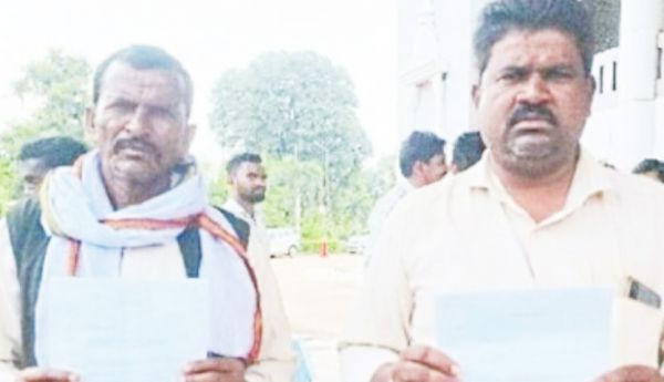 हजारों किसानों को फसल नुकसान की क्षतिपूर्ति नहीं मिली