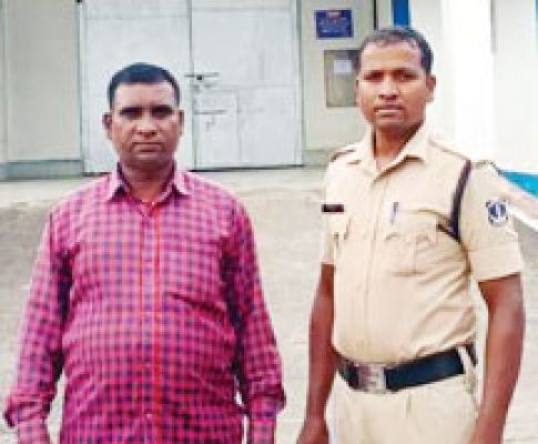 चाकू दिखा लूट, एक और आरोपी गिरफ्तार