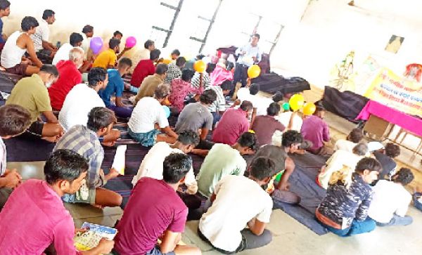 अंडर ट्रायल रिव्यू कमेटी ने किया जेल का निरीक्षण