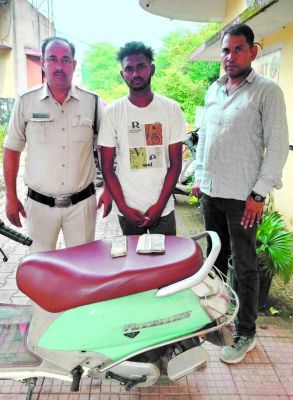 पिकअप वाहन से सवा 2 लाख की चोरी,  आरोपी गिरफ्तार, 50 हजार जब्त भी 