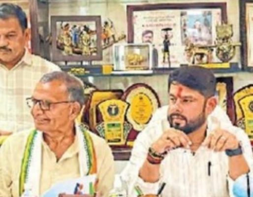 जमीन की रजिस्ट्री वापस कर मंदिर की  भूमि वापस दिया जाए-छाबड़ा