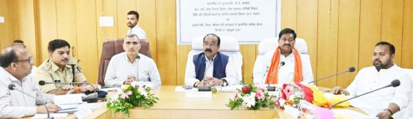 जल संचय को लेकर लोगों को तालाबों से जोडऩा है-डिप्टी सीएम साव