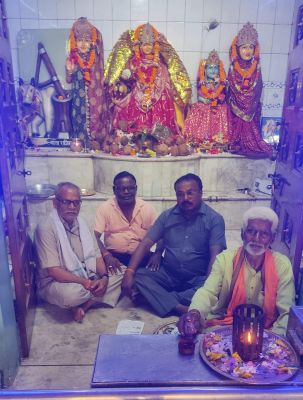 काली मंदिर में 470, शीतला मंदिर में 298 मनोकामना ज्योति