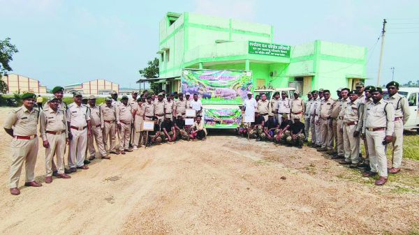 वन्य प्राणी संरक्षण सप्ताह: वन विभाग ने निकाली बाइक रैली