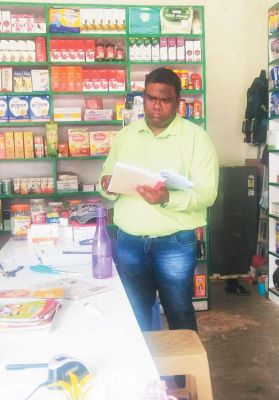 दवाईयों के दस्तावेजों में अनियमितता, लाइसेंस निलंबित