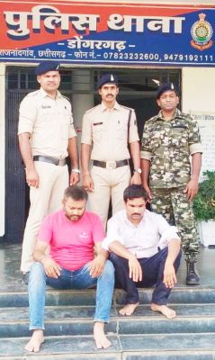 खाना बनाने वाले मजदूर से गाली-गलौज, जेब से निकाला पैसा