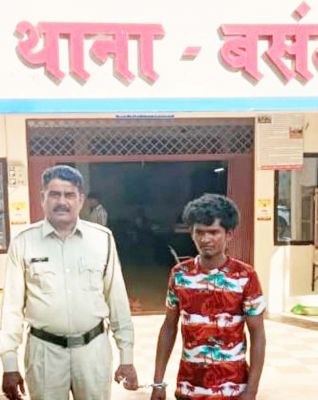 घर घुसकर छेड़छाड़, आरोपी गिरफ्तार