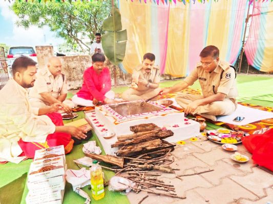 एसपी ने शस्त्र पूजा