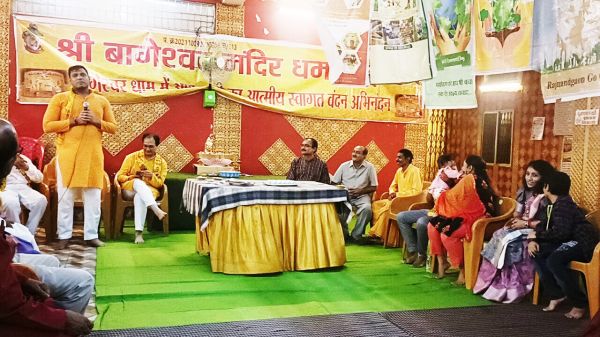 महाआरती में पहुंचे कलेक्टर-एसपी