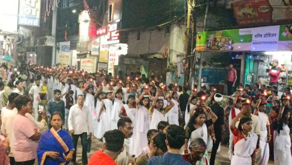 दशहरे के दूसरे दिन मंदर माई से निकली ज्योत जवारा यात्रा