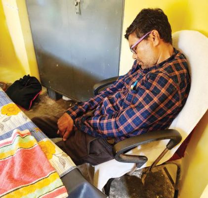 लापरवाही और मद्यपान के आरोप, प्रधानाध्यापक निलंबित