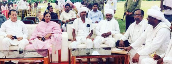धूमधाम से मना राज्याभिषेक राजा मेला