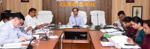 साप्ताहिक समय सीमा की बैठक, अफसरों को दिशा-निर्देश