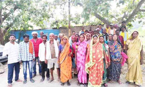 महानदी पर बने मिरौनी बैराज के गेट अचानक खोले, 11 मछुवारे बाल-बाल बचे, 7 नाव बही