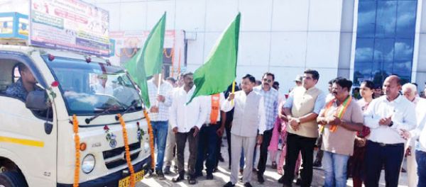 आवास मेला: हितग्राहियों को आवास पूर्णता व नवीन स्वीकृति प्रमाण पत्र वितरित