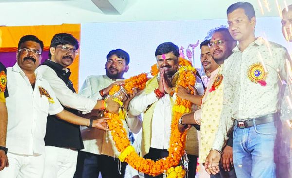 हाईमास्क लाइट, वार्ड 19 में डोमशेड, विधायक गजेंद्र ने की घोषणा