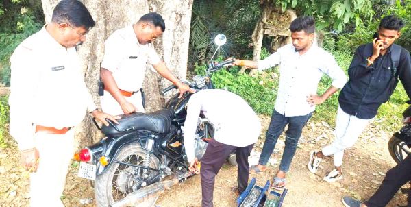 3 दिन में 102 बुलेट वाहनों की चेकिंग