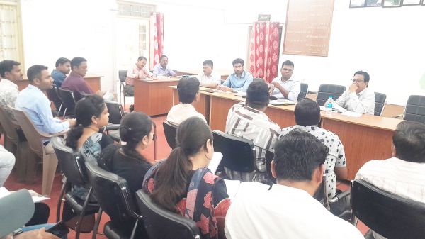 काम नहीं करने वाले ठेकेदारों को जारी होगा नोटिस