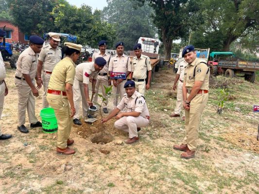 एसपी ने किया थाना धरमजयगढ़ व चौकी रैरूमाखुर्द का वार्षिक निरीक्षण