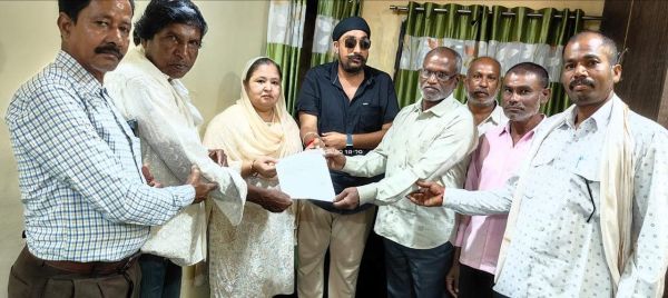 नगर साहू समाज भवन संधारण के लिए पार्षद ने दी निधि