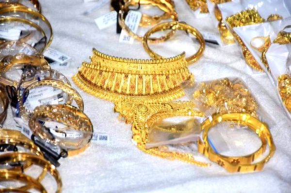 आचार संहिता में फंसता दिख रहा 13 किलो सोना 