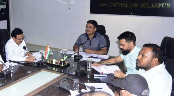 15 दिन से पुराना सीमांकन मामला जनदर्शन में आया तो पटवारी पर गिरेगी गाज