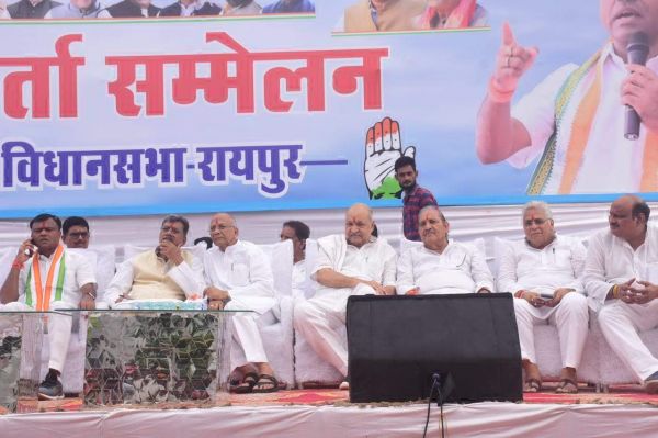 भाजपा प्रत्याशी रूपी असत्य को हराना है...