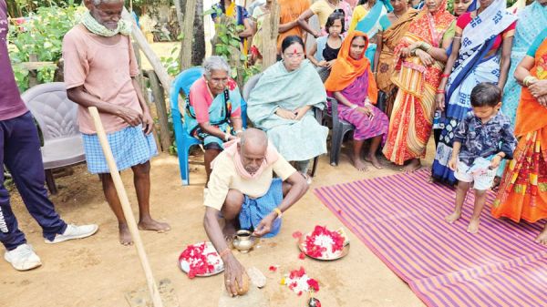 लता उसेंडी ने किया संबलपुर में विकास कार्यों का भूमि पूजन