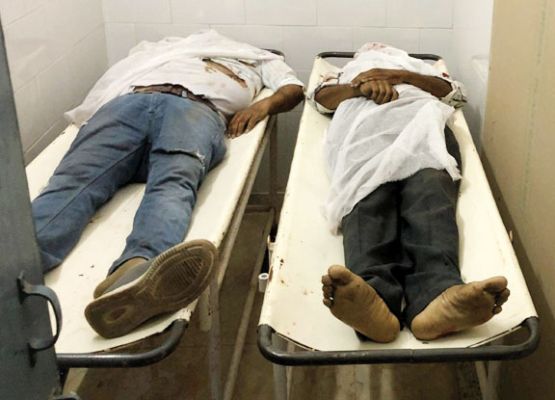 खड़े ट्रक के पीछे जा घुसी स्कूटी, 2 मौतें