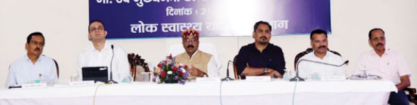 गंभीरता से करें काम, लापरवाही बर्दाश्त नहीं की जाएगी - साव