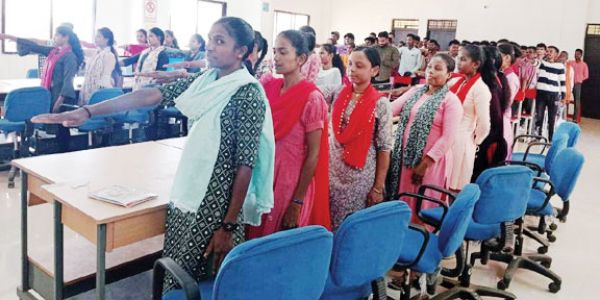  लाइवलीहुड कॉलेज में नशा मुक्ति अभियान