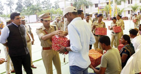  पुलिस स्मृति दिवस परेड, शहीद जवानों को दी श्रद्धांजलि
