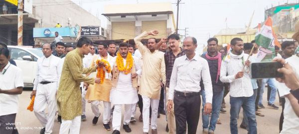 ब्लॉक कांग्रेस कमेटी ने छत्तीसगढ़ प्रभारी का किया स्वागत