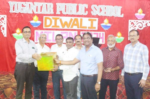 युगांतर में दीपावली मिलन समारोह आयोजित