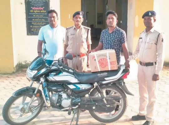 बाइक से गांजा तस्करी, आरोपी गिरफ्तार