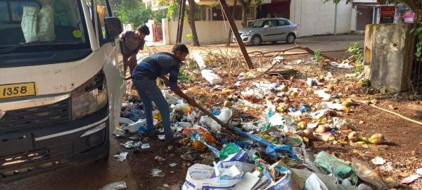 त्यौहारी सीजन को देखते हुए सफाई अभियान जारी