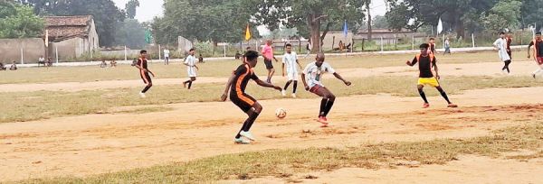  14 दिनी पीईकेबी ट्रॉफी फुटबॉल शुरू, 360 खिलाड़ी, 24 टीमें खेलेंगी 23 मैच