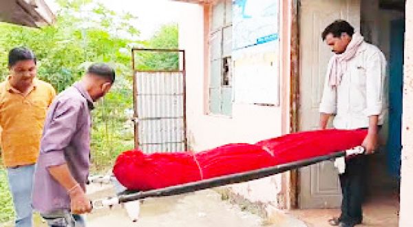 पिता ने मोबाइल खरीदने से किया मना, तो 12वीं के छात्र ने की खुदकुशी