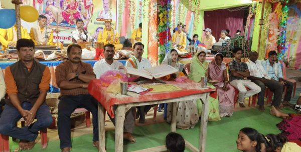 नवधा रामायण में शामिल हुईं विधायक उत्तरी