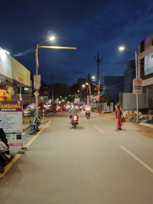 नेहरू नगर स्मार्ट रोड पर न सिग्नल और न ट्रैफिक पुलिस