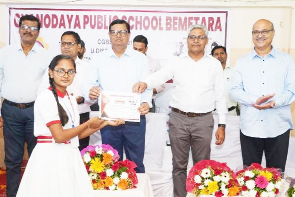 विद्यार्थी को अपने लक्ष्य को प्राप्त करने विज्ञान प्रदर्शनी जैसे कार्यक्रम उपयोगी-कमन कपूर