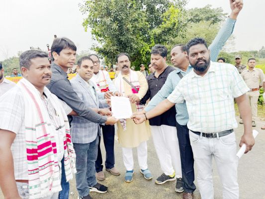 ईसाई समुदाय ने विधायक रायमुनी से मांगा इस्तीफा