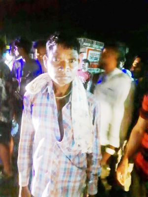  ट्रक की ठोकर, युवक की मौत, साथी बाल-बाल बचा