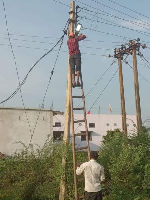 दीपावली पर निगम ने दिया रोशनी का उपहार  क्षेत्र में लग रही 15 सौ से अधिक लाईट