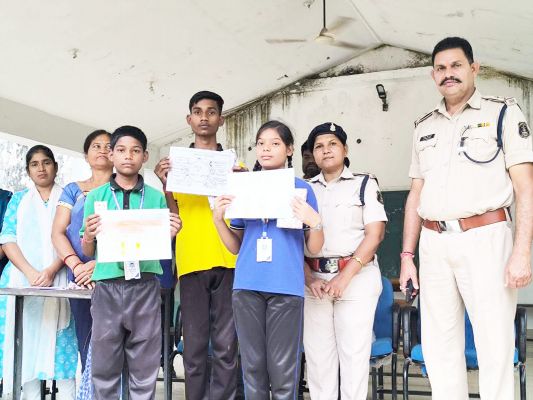 पुलिस स्मृति दिवस पर रंगोली प्रतियोगिता