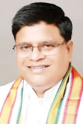 भोपालपटनम में अंतरराज्यीय बस स्टैंड का निर्माण अतिशीघ्र हो- ताटी