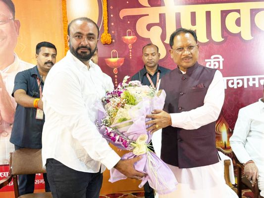 नपा अध्यक्ष ने सीएम  व डिप्टी सीएम से मुलाकात  कर दी शुभकामना