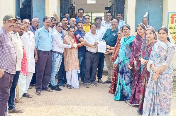 जातिसूचक प्रताडऩा से त्रस्त होकर बाबू ने की खुदकुशी